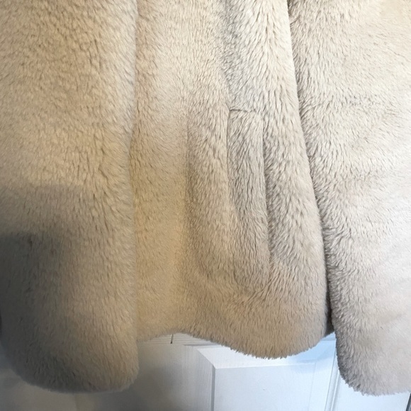 ZARA hooded faux fur jacket - Picture 5 of 9
